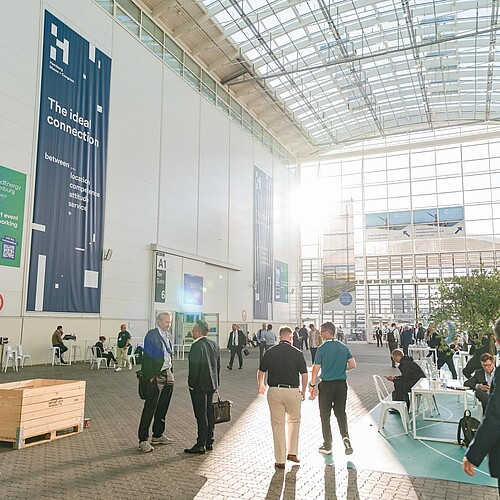 WindEnergy Hamburg | Atrium between Hall 1 and Hall 4 WindEnergy Hamburg | Atrium between Hall 1 and Hall 4