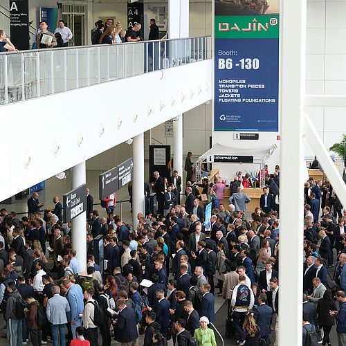 WindEnergy Hamburg 2024 / Cash desks Central Entrance with visitors